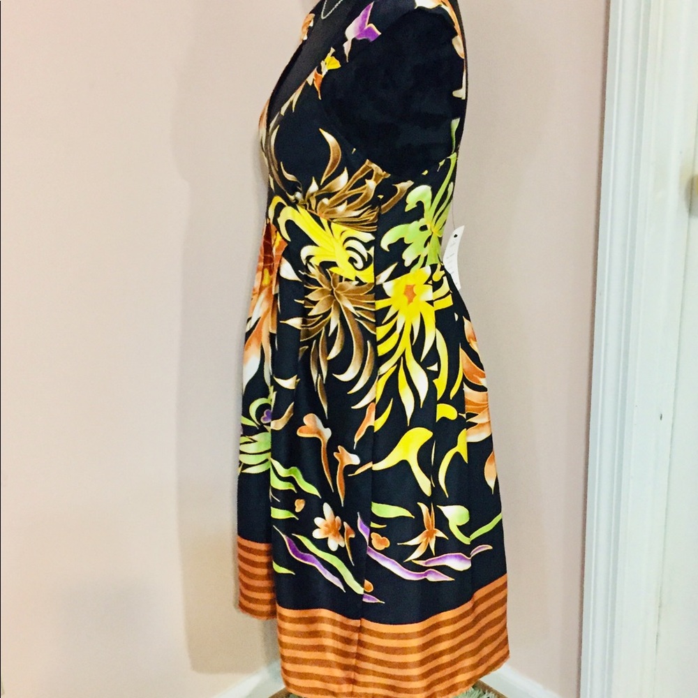 HP🎉🎉 NWT 100% Silk Floral Summer Dress - Picture 3 of 8